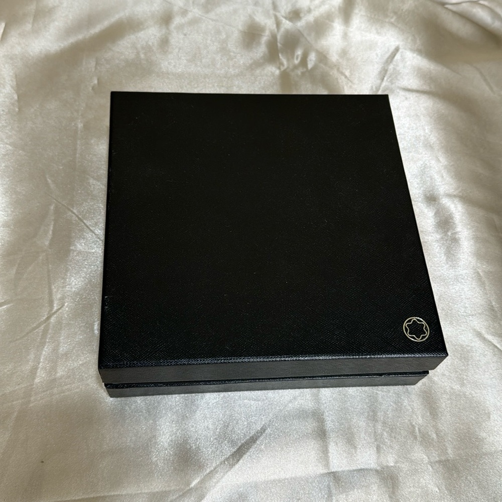 Mont Blanc Box
